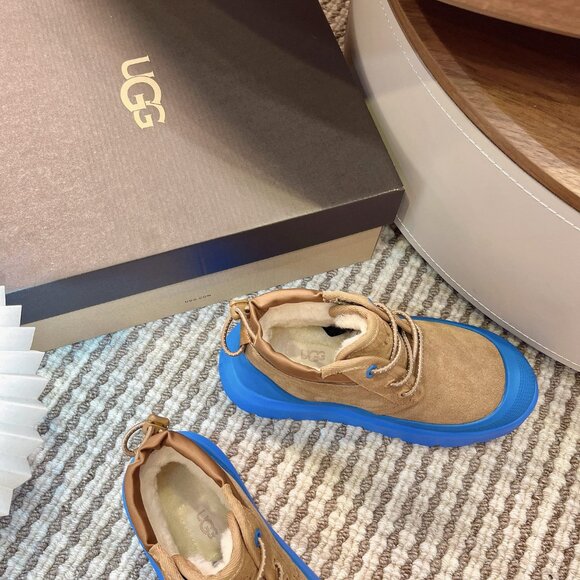 UGG snow boots - Picture 9 of 9